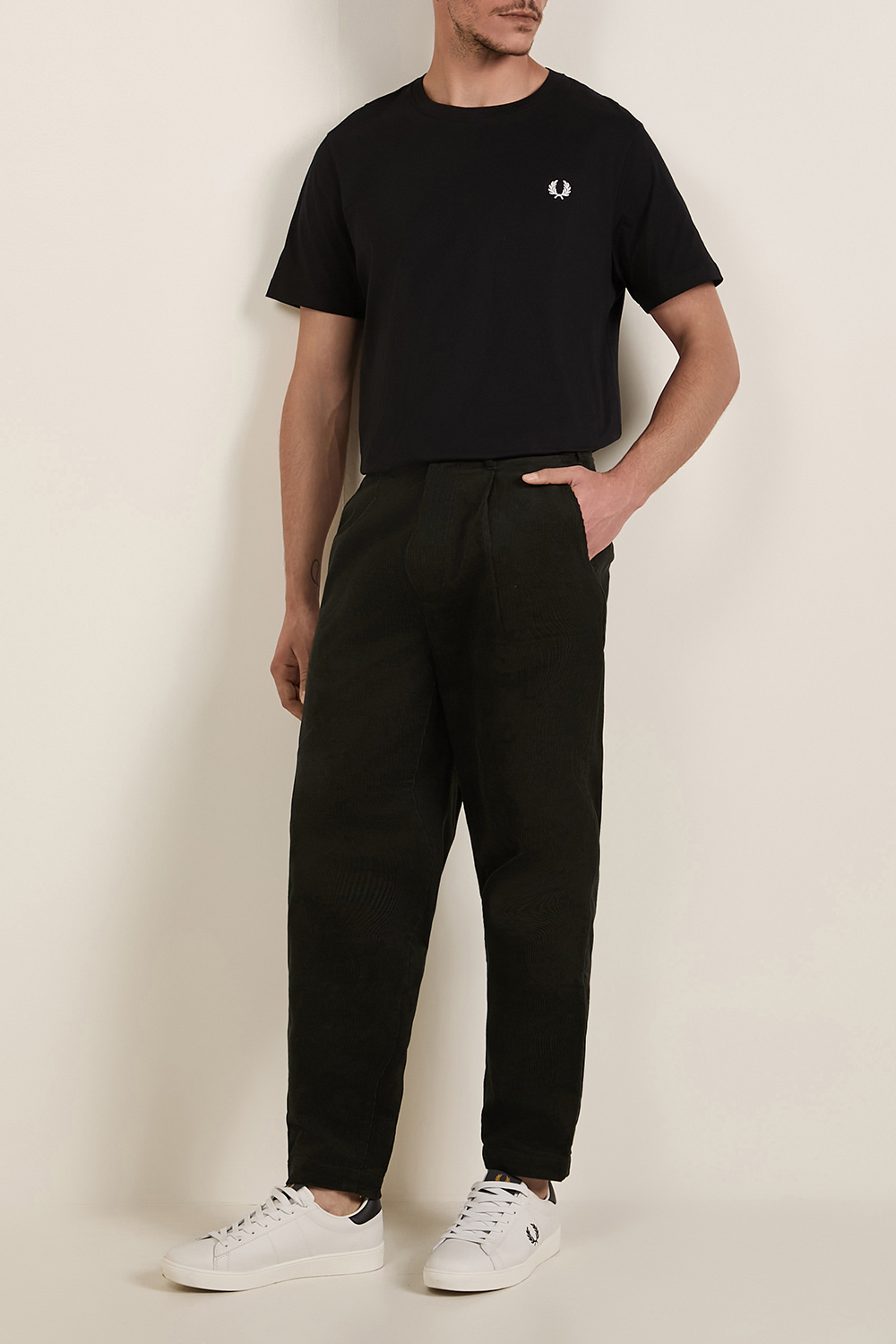 מכנסיים ארוכים